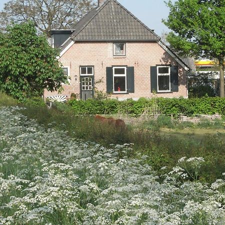 Bed and Breakfast Bed And Garden Alde Coninckshof Weurt Esterno foto