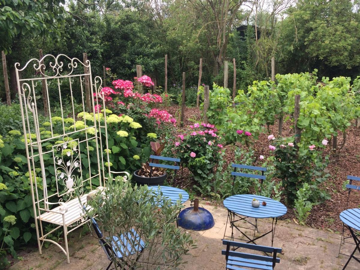 Bed and Breakfast Bed And Garden Alde Coninckshof Weurt Esterno foto
