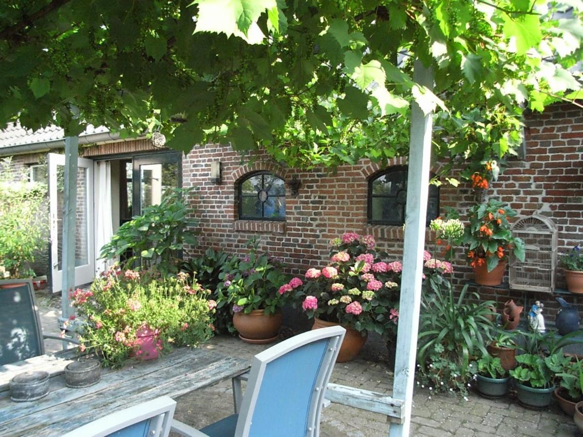 Bed and Breakfast Bed And Garden Alde Coninckshof Weurt Esterno foto